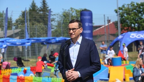 Bruksela chce obejść własne sankcje? Mateusz Morawiecki zabiera głos
