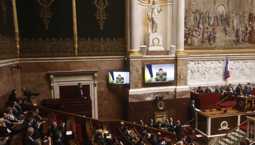 Wołodymyr Zełenski we francuskim parlamencie