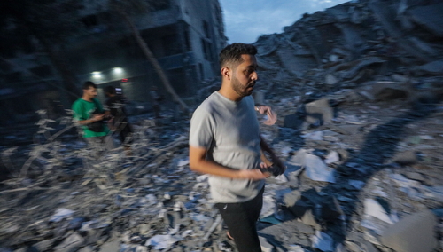 Ruiny po odwetowym ataku Izraela w Strefie Gazy