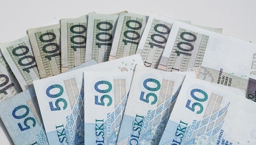 Podano, ile będzie wynosić minimalne wynagrodzenie w 2025 r. Postulowano więcej