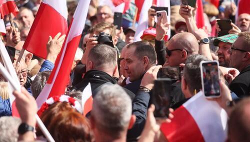 Kandydat na prezydenta RP Karol Nawrocki