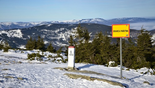 Wiceszef MSWiA: "Nasz konwój był gotowy, tylko został wstrzymany przez stronę białoruską"