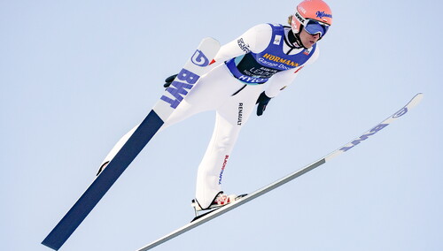 PŚ w Norwegii: Dawid Kubacki siódmy po pierwszej serii