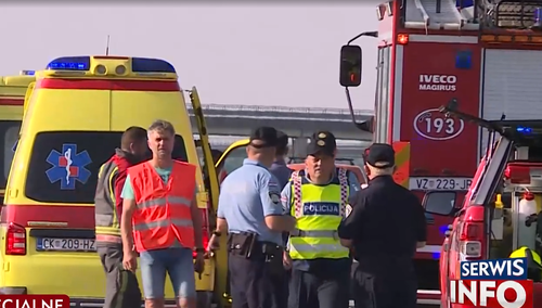 „Autokar wyglądał, jakby uderzył w ścianę. Nie doświadczyłem czegoś takiego, a mam 60 lat”. Wstrząsająca relacja chorwackiego strażaka