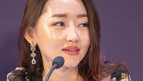 Koreańska aktywistka na rzecz praw człowieka i prezenterka telewizyjna Park Yeon-mi