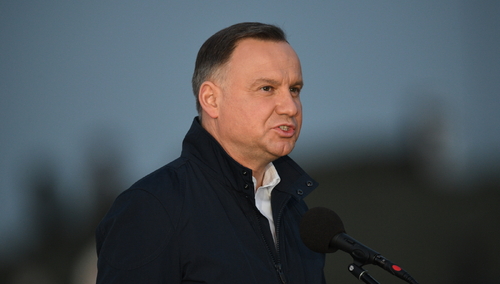 „Po chwili poczuliśmy, że samolot się kiwa…” Andrzej Duda zabrał głos ws. awaryjnego lądowania samolotu prezydenckiego