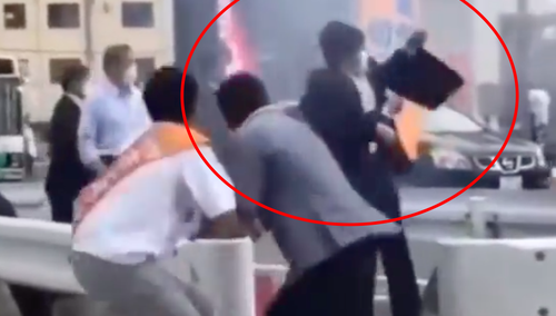 [WIDEO] Zabójstwo byłego premiera Japonii. Na nagraniu widać co robili ochroniarze