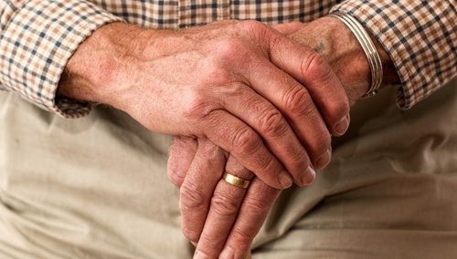 emeryt - zdjęcie ilustracyjne