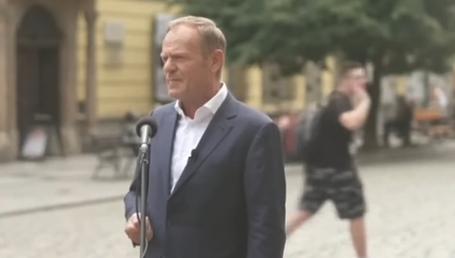 "Przecz z Tuskiem". Incydent na konferencji lidera PO w Świdnicy [WIDEO]