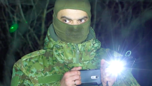 „Grupa kobiet i dzieci została przemieszczona pod ogrodzenie”. Kolejna prowokacja białoruskich służb? [WIDEO]