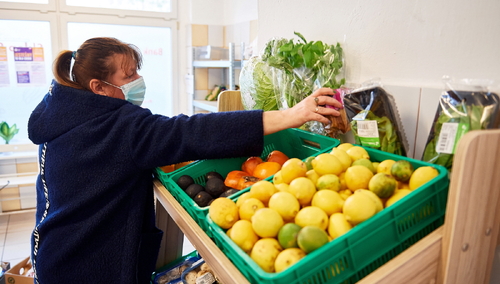 PKO BP: Aktywność gospodarki nie ucierpiała istotnie przez II falę pandemii