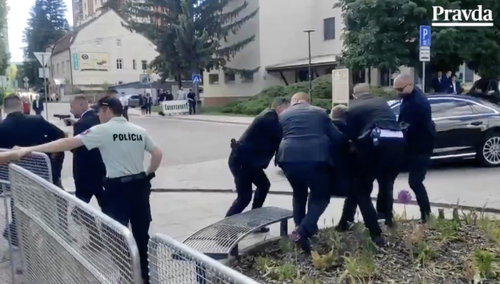 premier Słowacji postrzelony