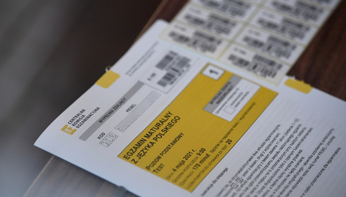 Zakończył się egzamin maturalny z polskiego. Sprawdź z czym mierzyli się dziś maturzyści