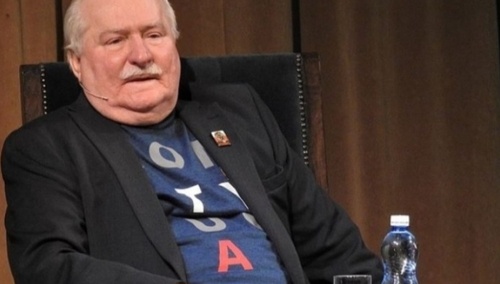 Wałęsa szuka pracy za wysoką stawkę. Ofertę złożył... tygodnik Urbana
