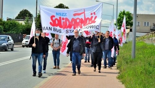 Walczą o podwyżki w MAN Bus i PKC Group Motherson
