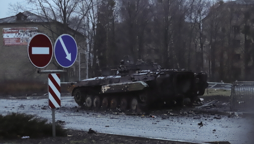 „Forbes” wycenił wartość zniszczonego na Ukrainie rosyjskiego uzbrojenia i sprzętu