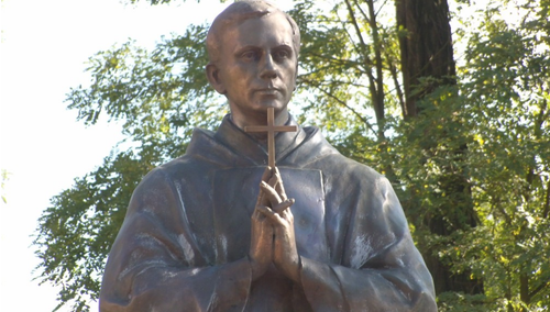 W Solcu Kujawskim odsłonięto pomnik ks. Jerzego