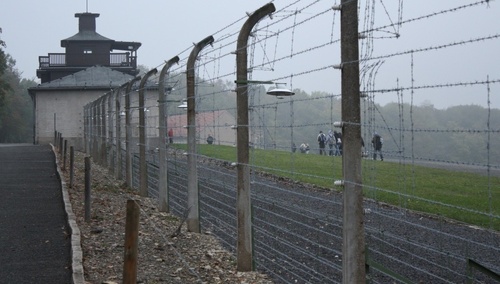 Badania potwierdzają, że w Buchenwaldzie Niemcy wykonywali przedmioty z ludzkiej skóry