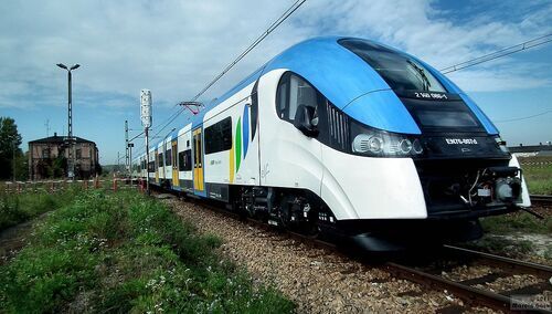 Związki wywalczyły lepsze zarobki w Kolejach Śląskich