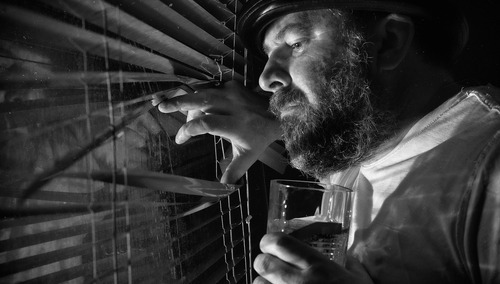 Szpieg. Ilustracja poglądowa