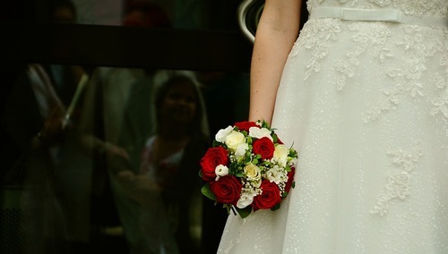 Ekspert: Pandemia odmieniła rynek branży ślubnej