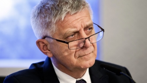 Marek Belka wyznaje: "Jeśli chodzi o zarobki, to obrzydliwie dużo zarabiam"