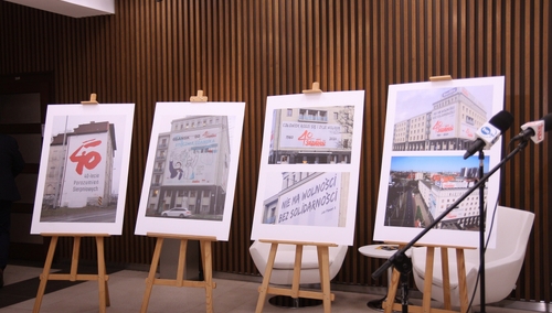 Spór Solidarności z miastem Gdańsk ws. banerów. SPRAWDZILIŚMY! Przepisy nie pozostawiają wątpliwości