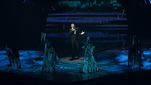 Krystian Ochman podczas finału Konkursu Eurowizji