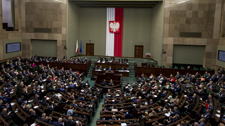 Drugie czytanie nowelizacji ustawy o emeryturach pomostowych. Opozycja zgłosiła poprawki