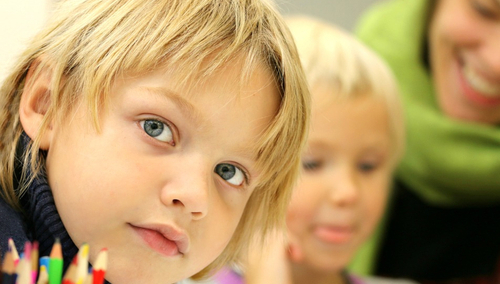 Dzieci. Ilustracja poglądowa