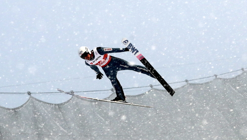 Znamy wyniki konkursu PŚ w Oberstdorfie! Piotr Żyła najlepszy z Polaków