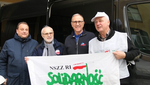 Zdzisław Maszkiewicz (szef radomskiej "S") i Tomasz Świtka ("S" RI Ziemi Radomskiej) oraz Kazimierz Kimso i Grzegorz Makul (NSZZ "S" Region Dolny Śląsk)