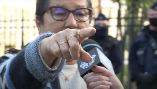 "Wypad! Zaraz walnę!". Agresywna reakcja "obrończyni demokracji" na pytanie Pyta.pl [VIDEO]