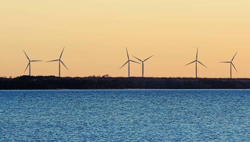 Morski wiatr zapewni inwestycje w Ustce