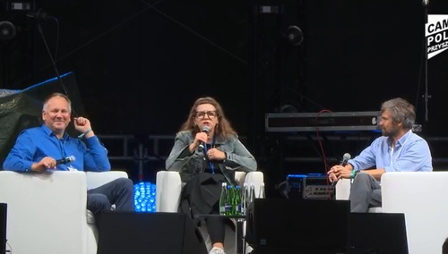 Cezary Łazarewicz i Magdalena Grzebałkowska byli gości w dyskusji pt.  "O przeszłości dla przyszłości".