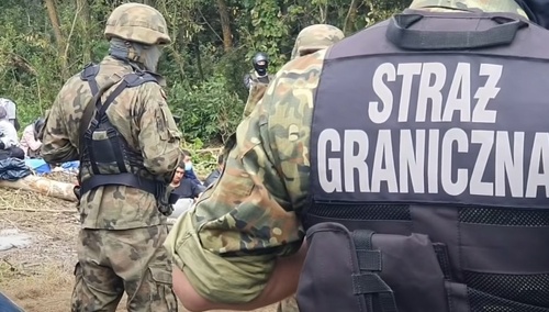 „Próba siłowego przekroczenia granicy”. Straż Graniczna publikuje film