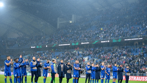 Niesamowita sytuacja w Poznaniu. Bramkarz rywali Lecha prawie stracił słuch