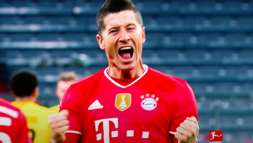 Udało się w samej końcówce! Robert Lewandowski pobił legendarny rekord Gerda Muellera!