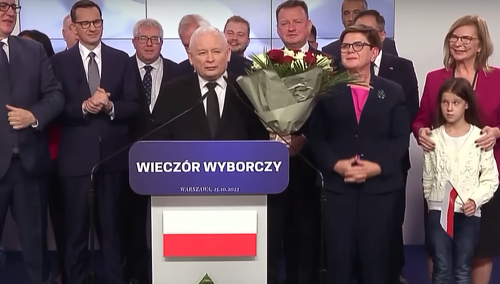 Jarosław Kaczyński, wieczór wyborczy w sztabie PiS
