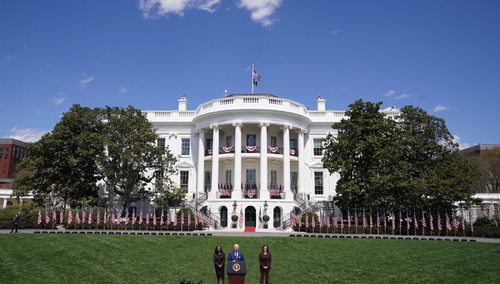 Ukraina: Zastępcza wojna Rosji z USA…