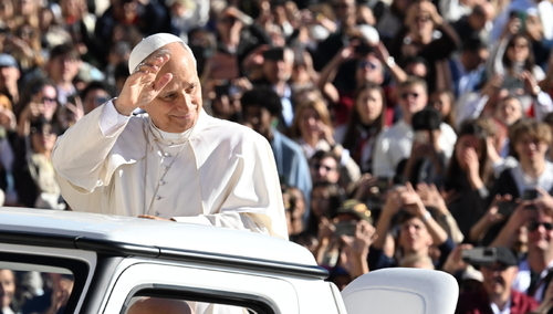 Leon XIV w czasie audiencji generalnej