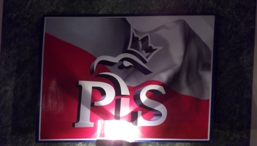 PiS