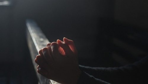 Trybunał w Strasburgu: Odwołanie do Boga w przysiędze nie narusza prawa