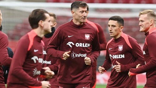 Piłkarze reprezentacji Polski zmierzą się dziś z Holandią