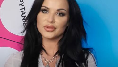 "Tak działa szatan". Esmeralda Godlewska trafiła do kliniki psychiatrycznej