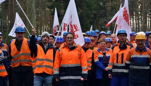 Strajk ostrzegawczy w firmie Minova Arnall