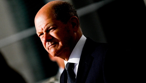 „Der Spiegel”: Kanclerz Scholz odmówił przekazania Ukrainie ciężkiego uzbrojenia