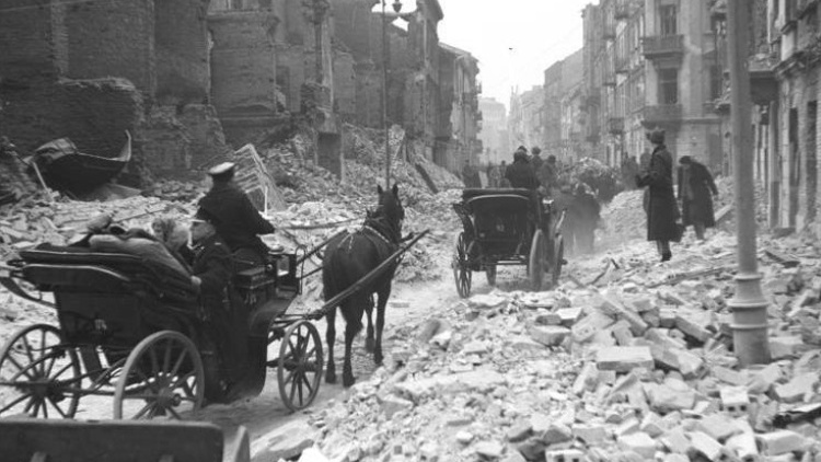 Zniszczona Warszawa