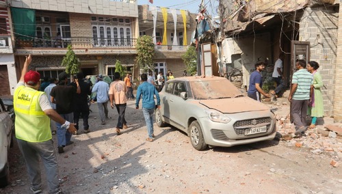 Zniszczenia w Dżammu po pakistańskim ataku