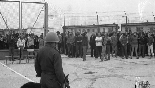 Internowani w Kwidzynie podczas buntu